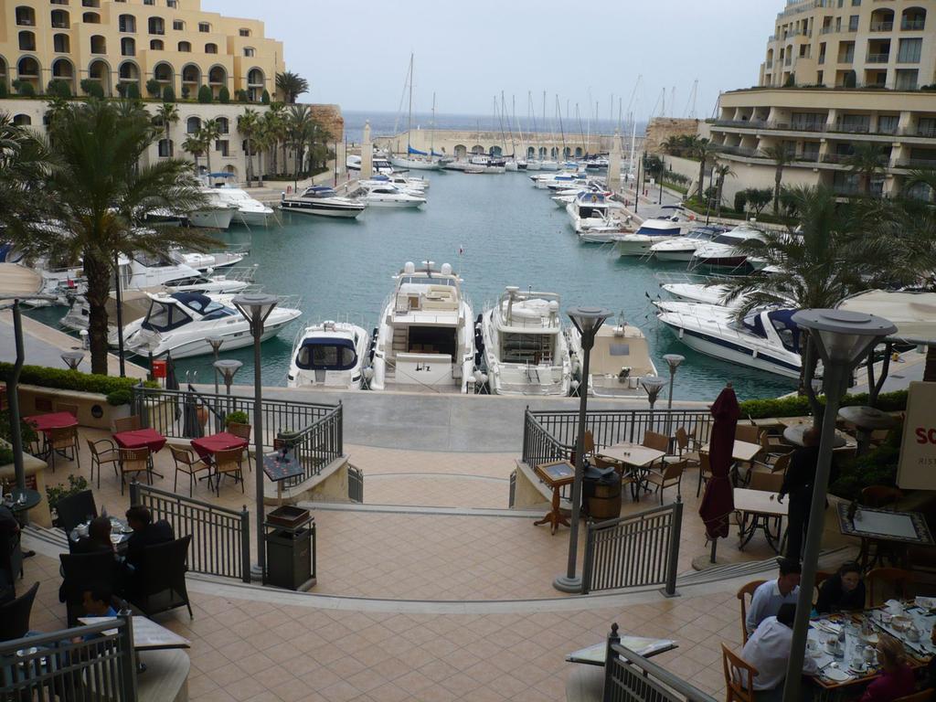 Paceville Montecarlo Apartments Saint Julian's Eksteriør billede