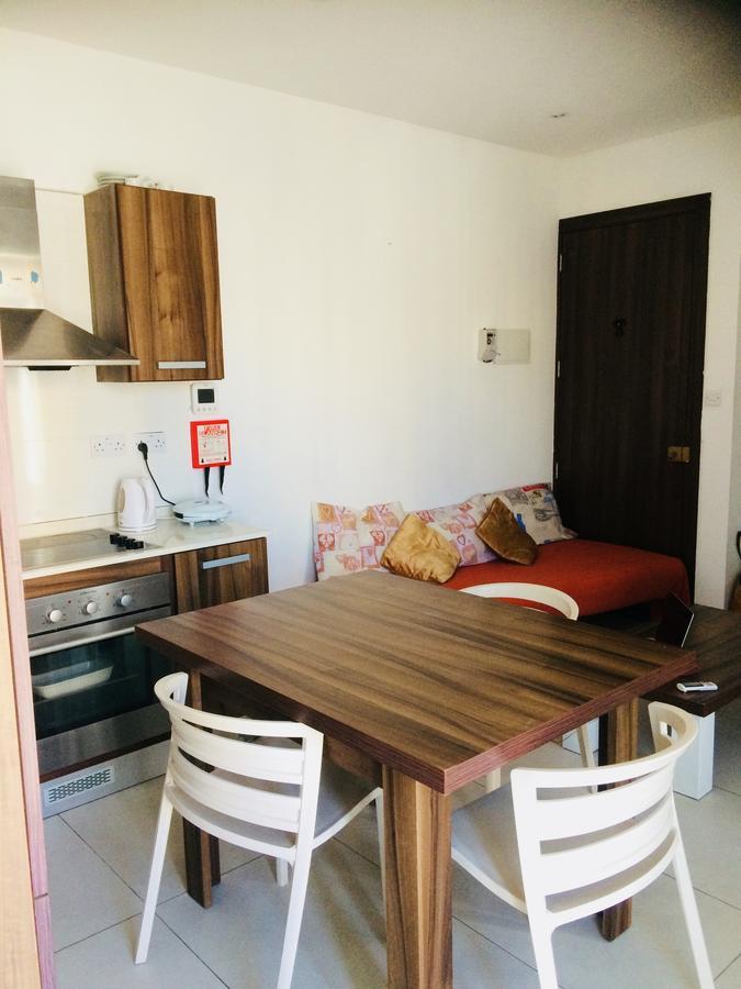 Paceville Montecarlo Apartments Saint Julian's Eksteriør billede